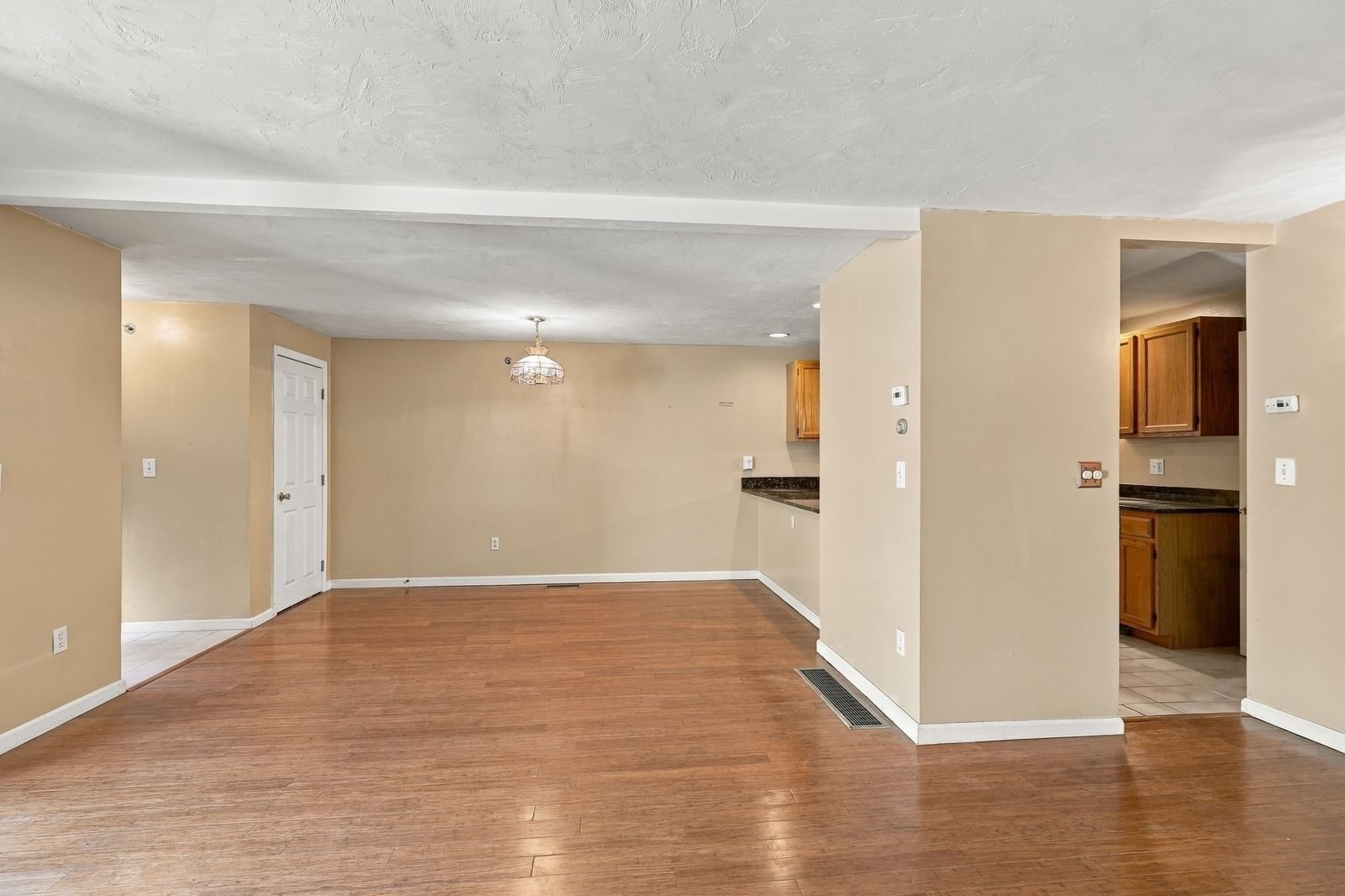 175 Littleton Road #B6 Chelmsford — Photo 4 of 24