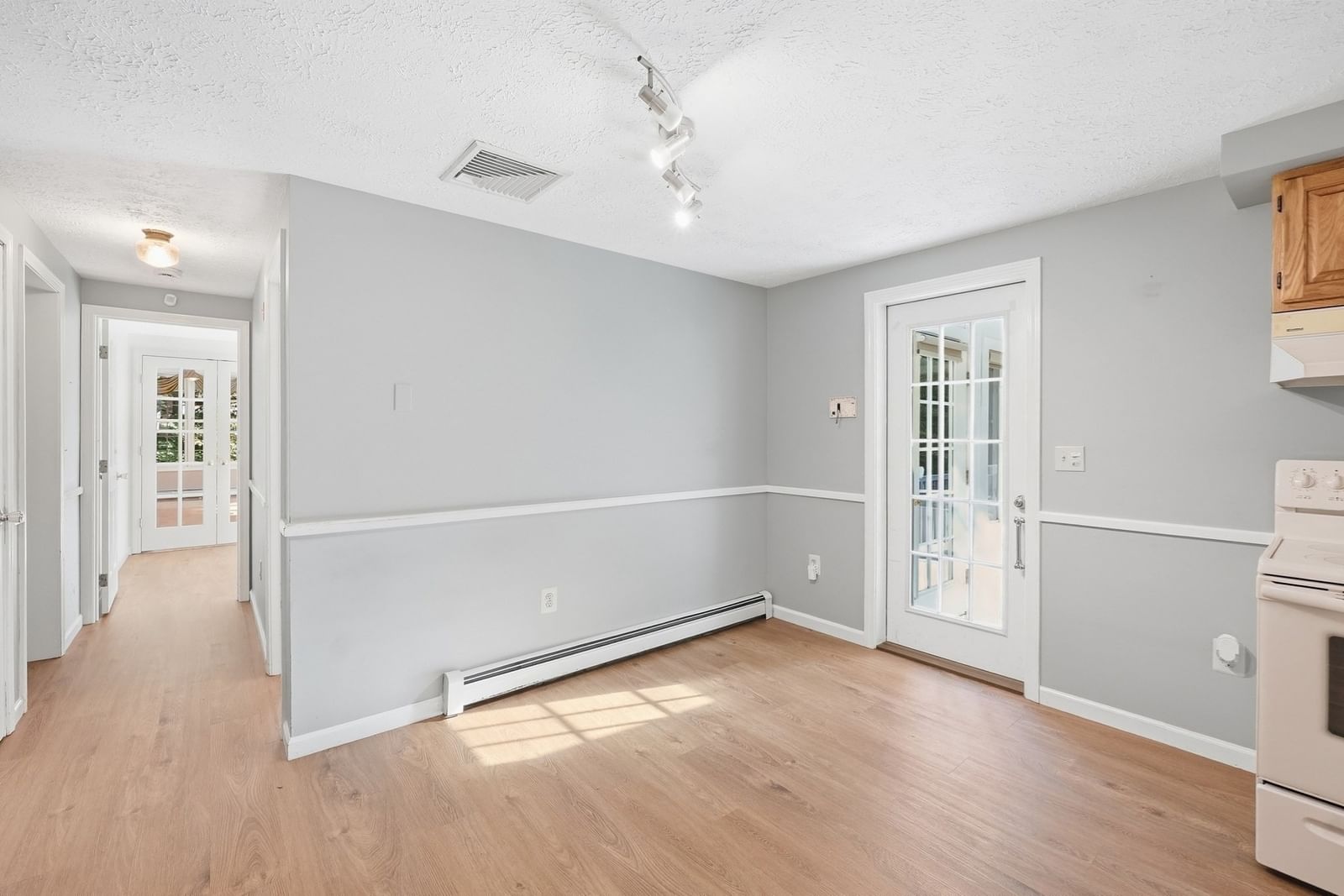 140 Town Farm Road Brookfield — Photo 13 of 36