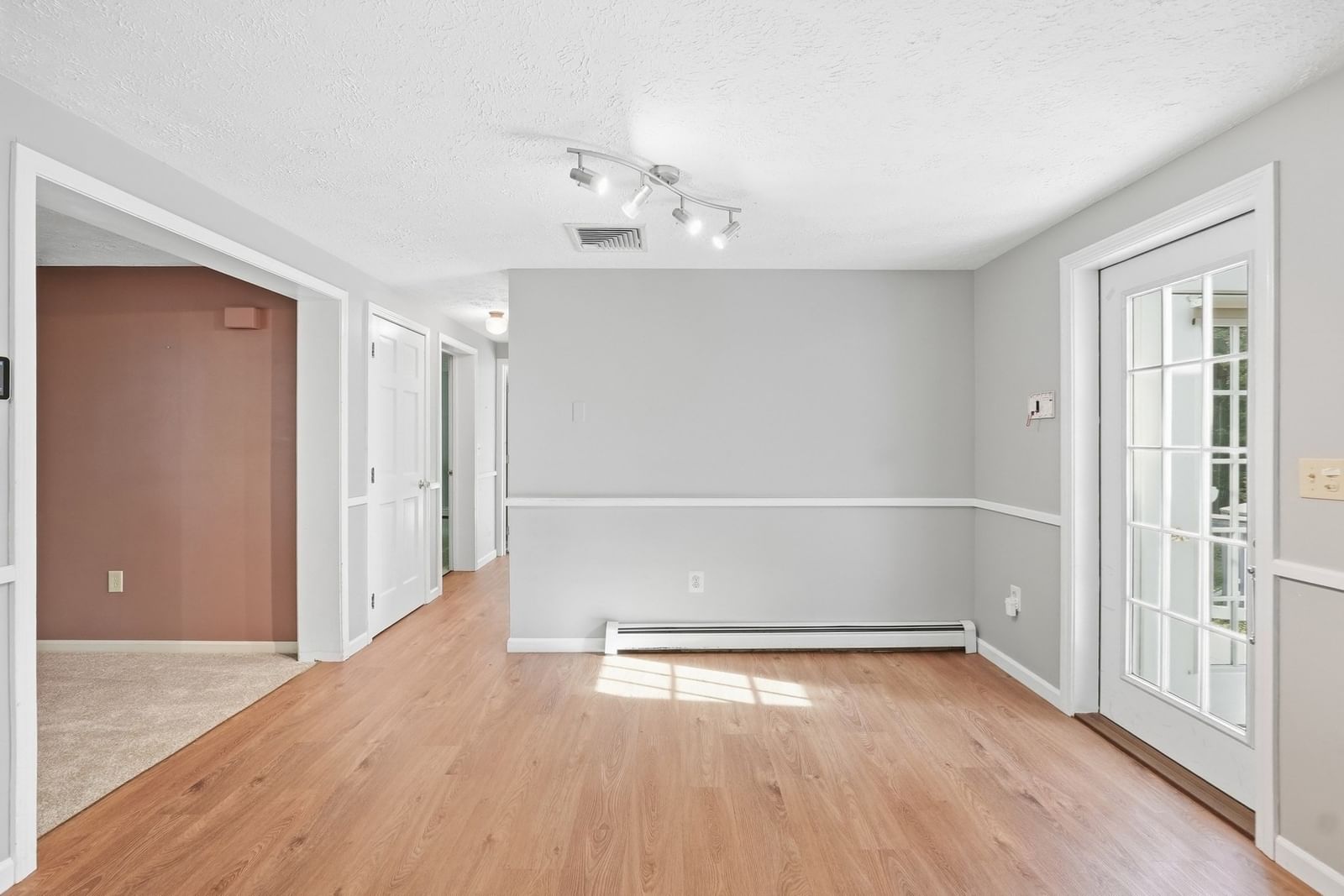 140 Town Farm Road Brookfield — Photo 14 of 36