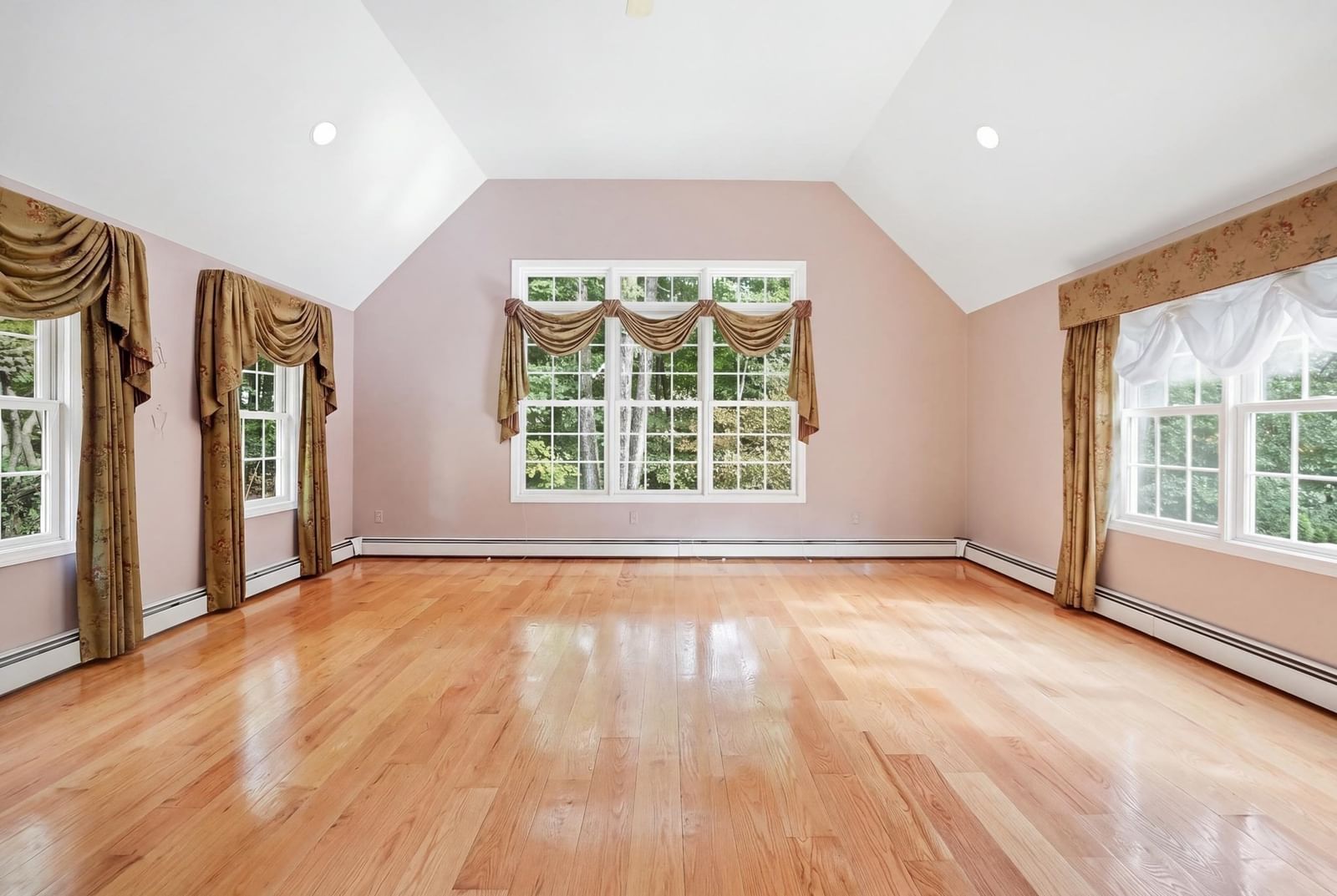140 Town Farm Road Brookfield — Photo 6 of 36