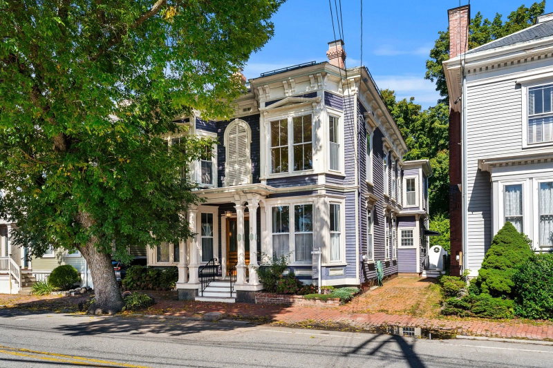 154 High St