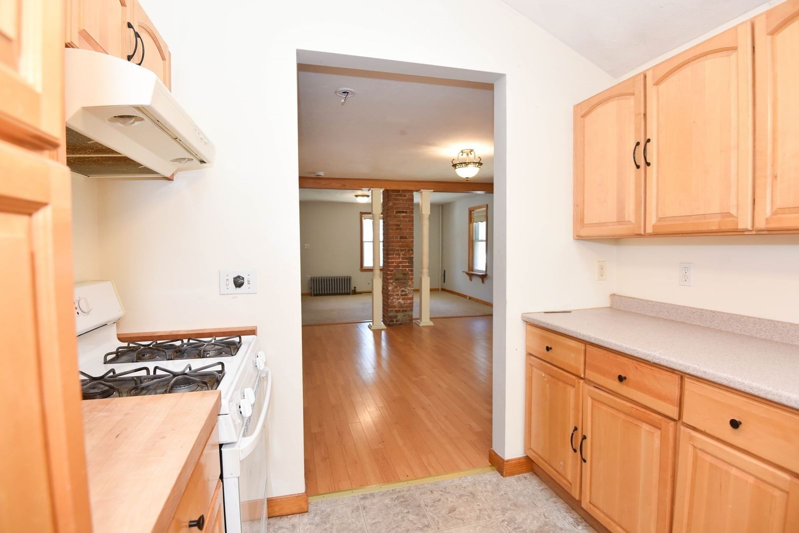 5-7 Lowell St Billerica — Photo 8 of 40