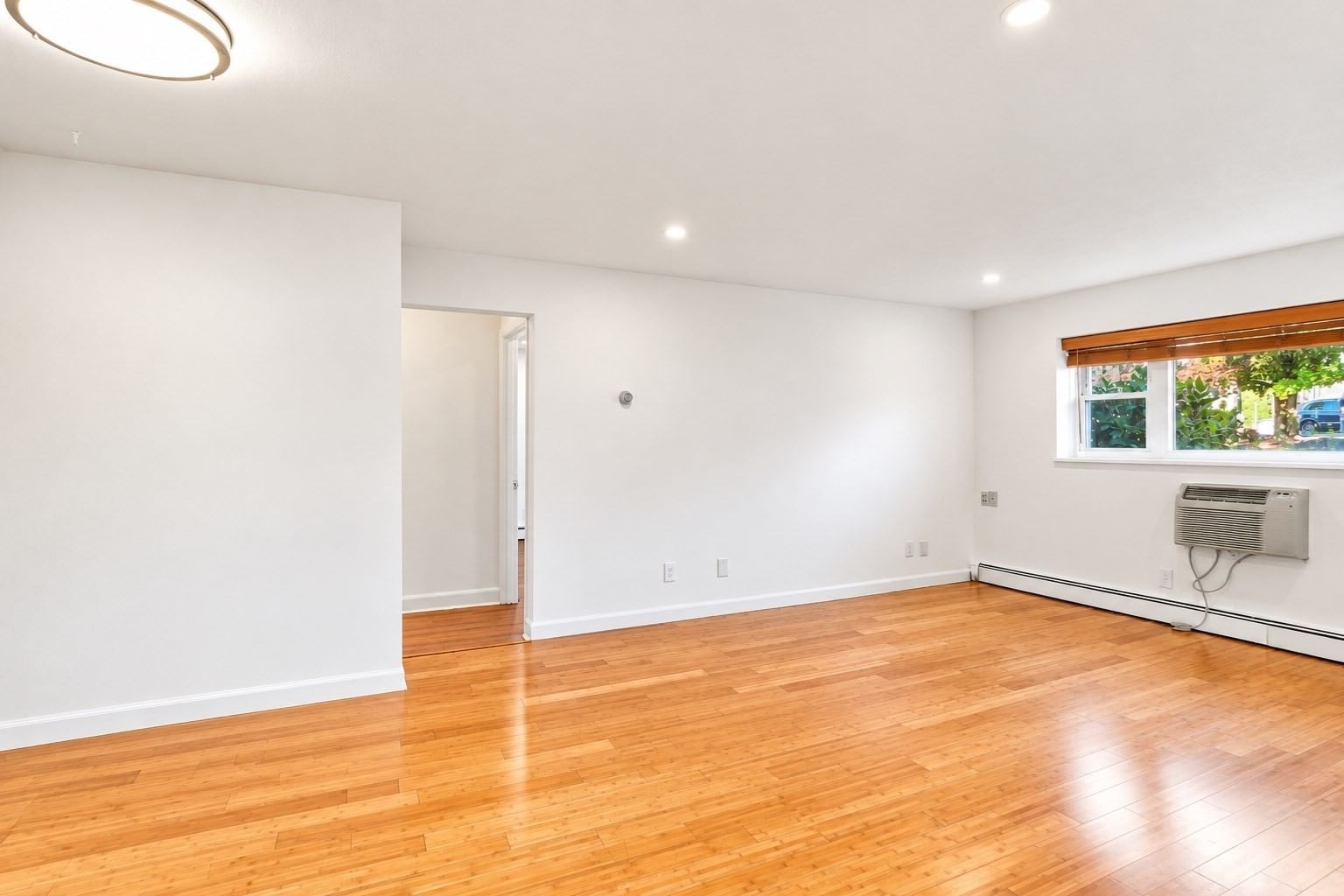 41 Warren St #B2 Waltham — Photo 3 of 23