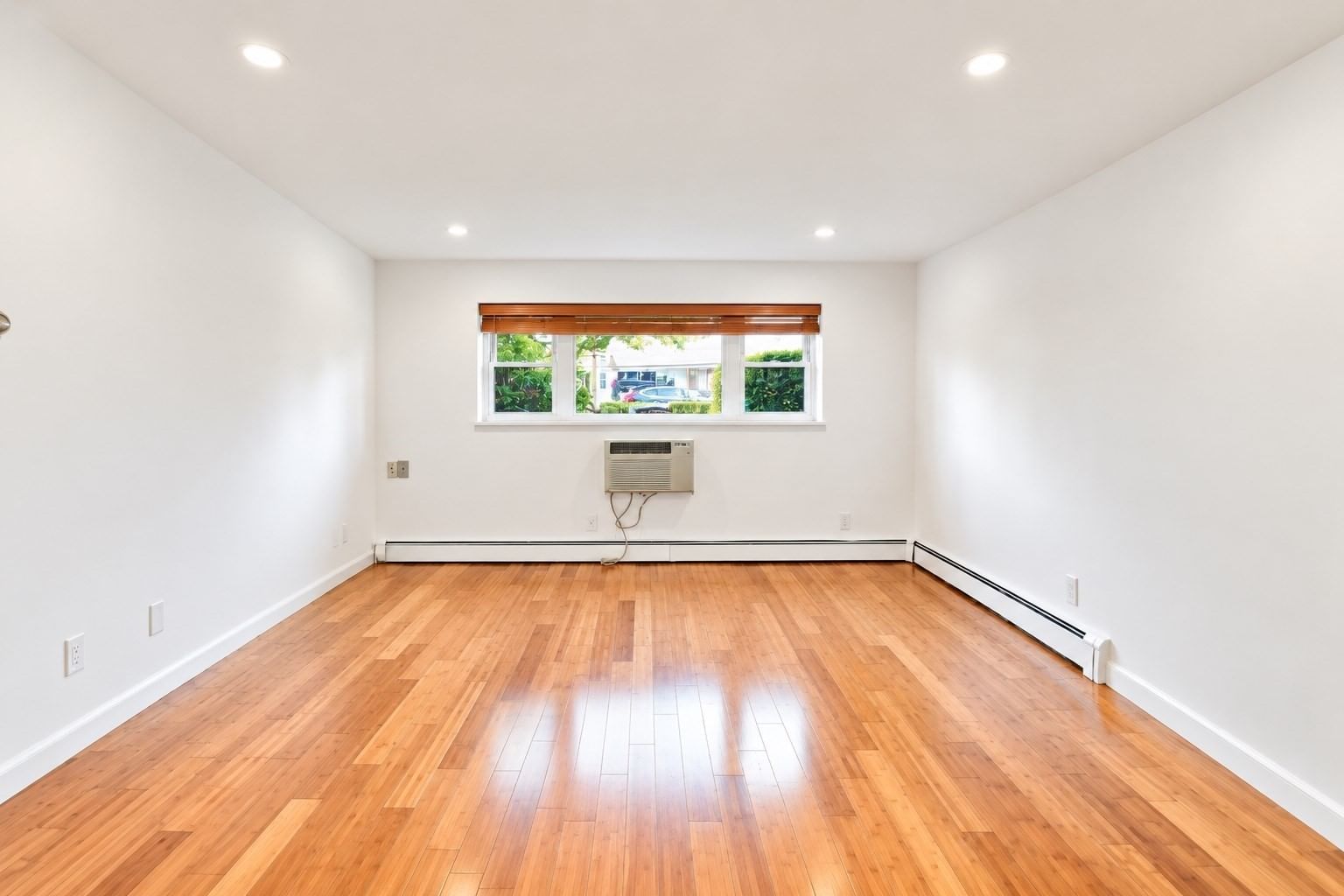 41 Warren St #B2 Waltham — Photo 5 of 23