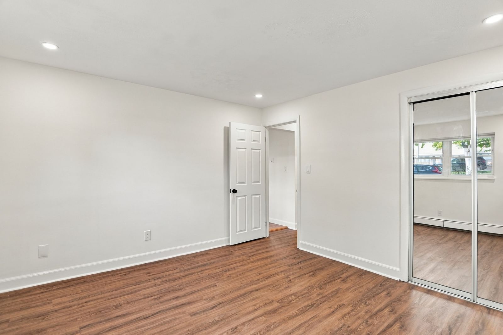 41 Warren St #B2 Waltham — Photo 9 of 23