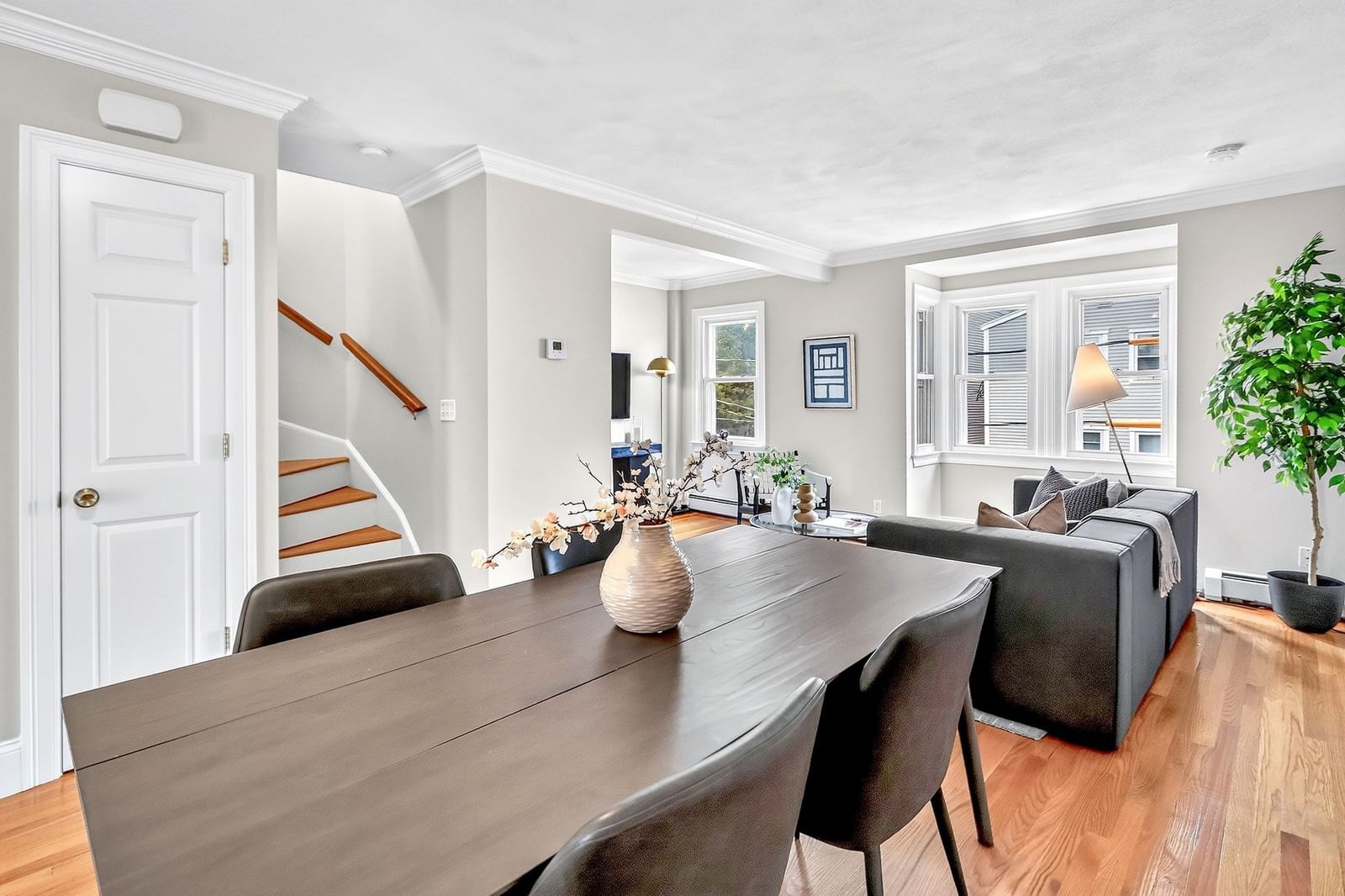 139 W 6th St #2 Boston — Photo 11 of 33