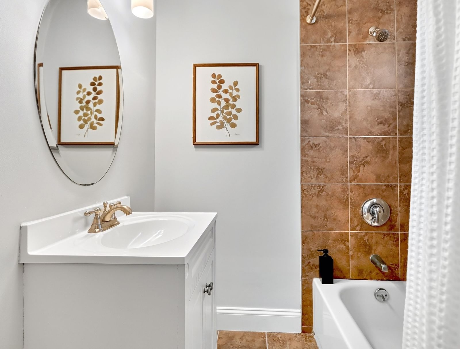 139 W 6th St #2 Boston — Photo 18 of 33