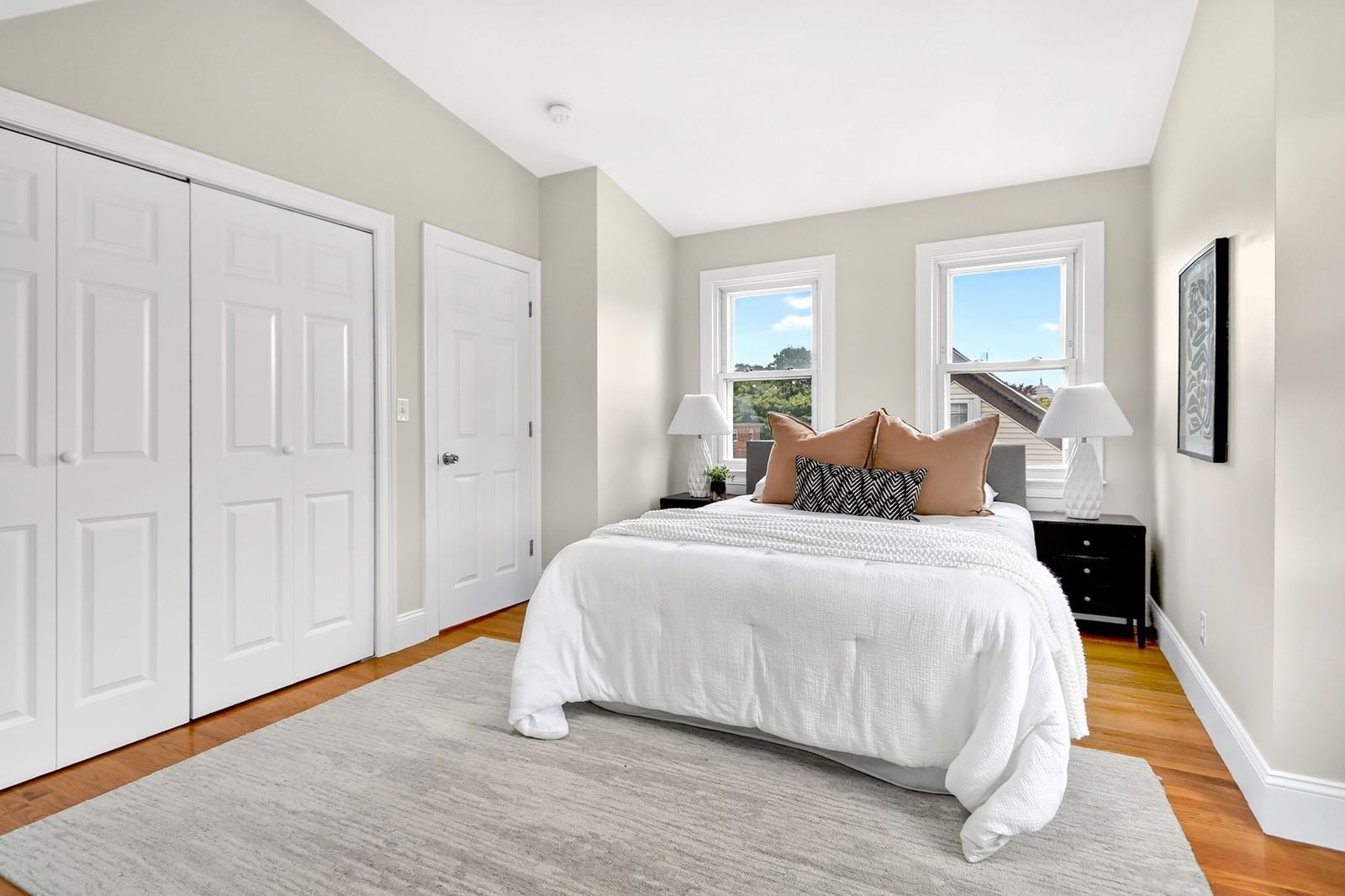 139 W 6th St #2 Boston — Photo 21 of 33