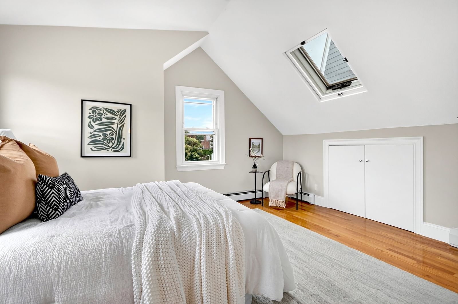 139 W 6th St #2 Boston — Photo 22 of 33