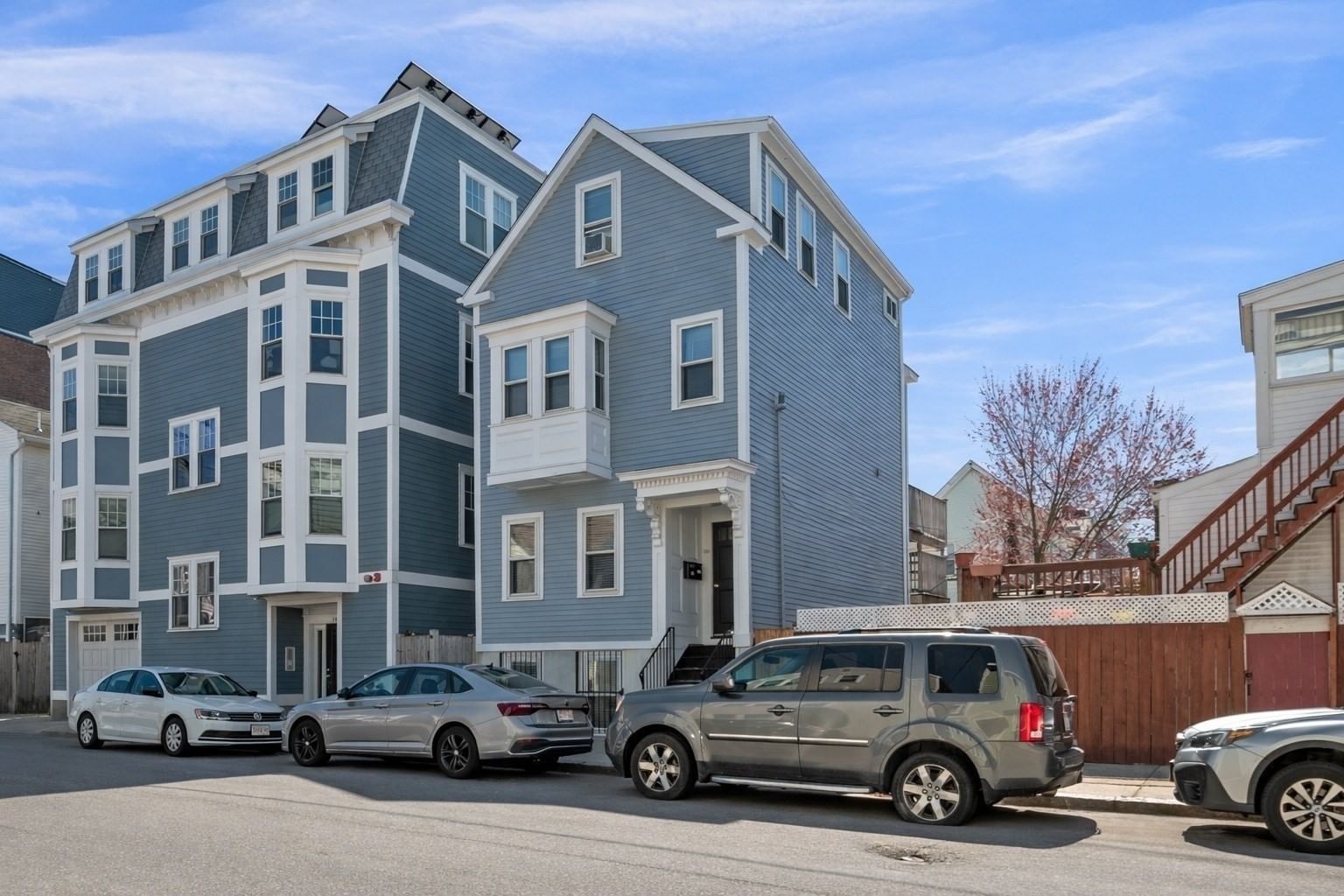 139 W 6th St #2 Boston — Photo 3 of 33