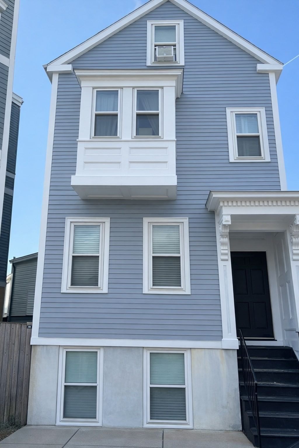 139 W 6th St #2 Boston — Photo 30 of 33