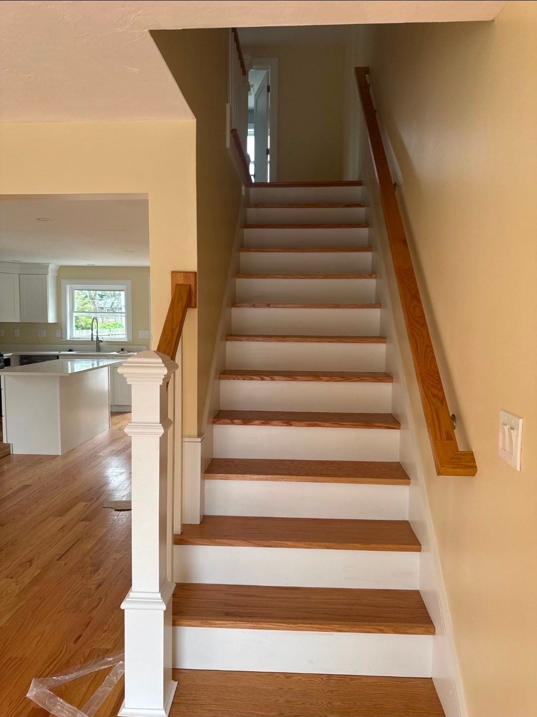 11 Maitland Ave Lowell — Photo 5 of 12