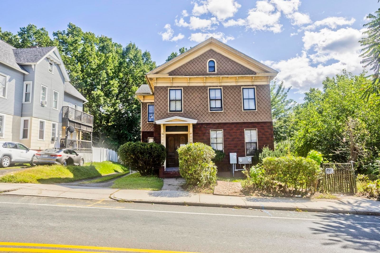 Property at 863 Worthington St, Springfield, MA 01105