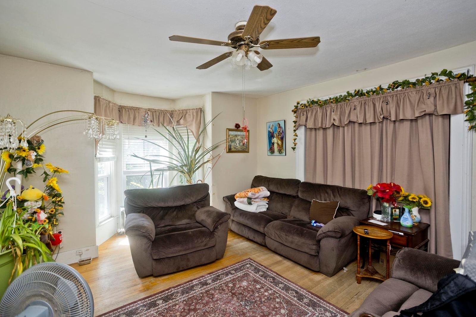 863 Worthington St Springfield — Photo 8 of 28