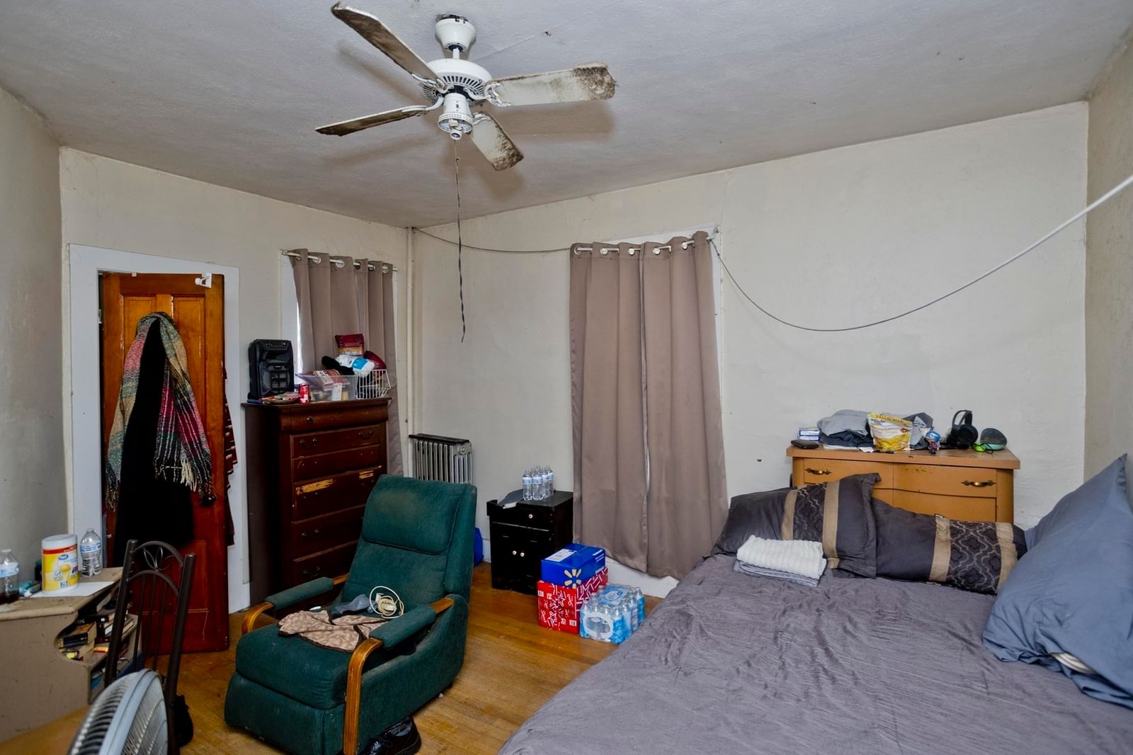 863 Worthington St Springfield — Photo 9 of 28