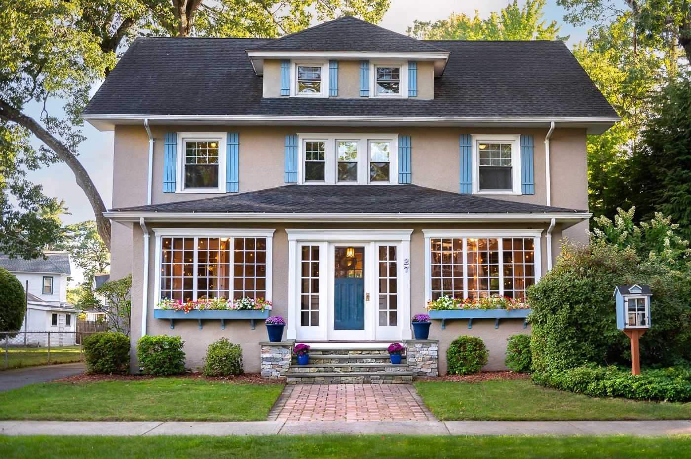 Property at 27 Fernleaf Ave, Longmeadow, MA 01106