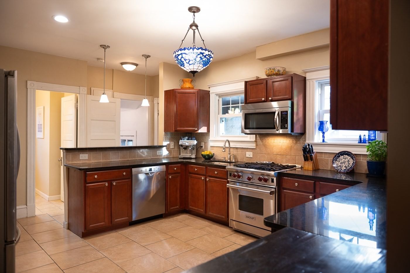 27 Fernleaf Ave Longmeadow — Photo 6 of 30
