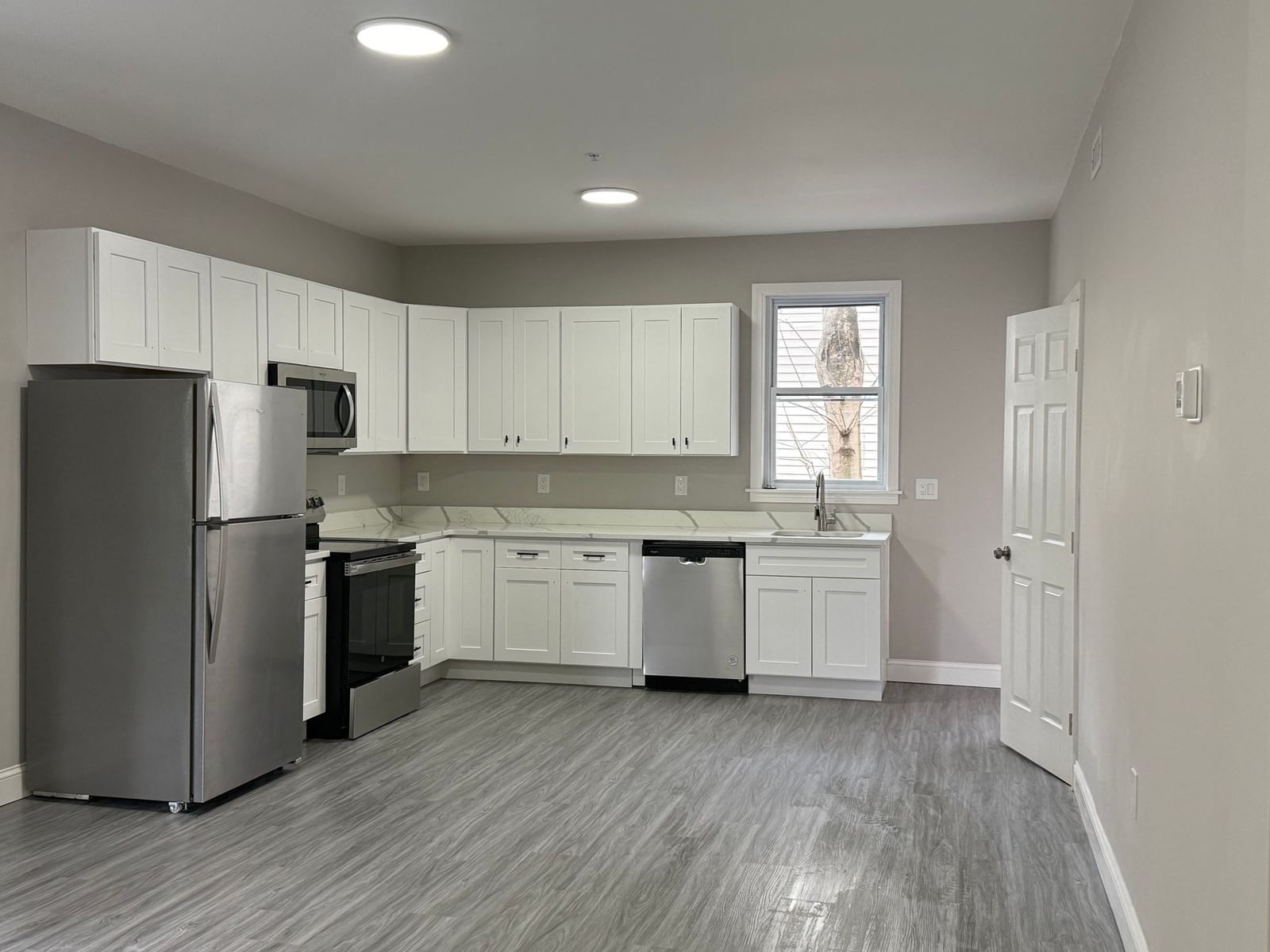 40-42 Fowler St Boston — Photo 2 of 6