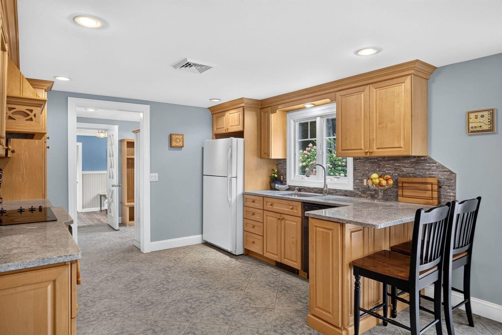 288 Millstone Road Brewster — Photo 10 of 41