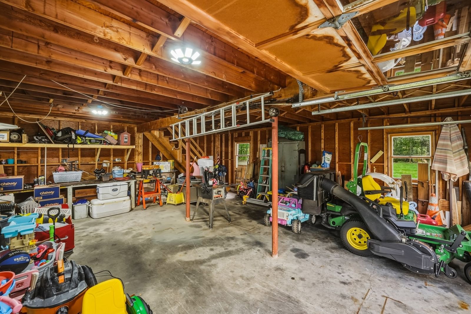 10 Nowak Avenue Ludlow — Photo 7 of 42