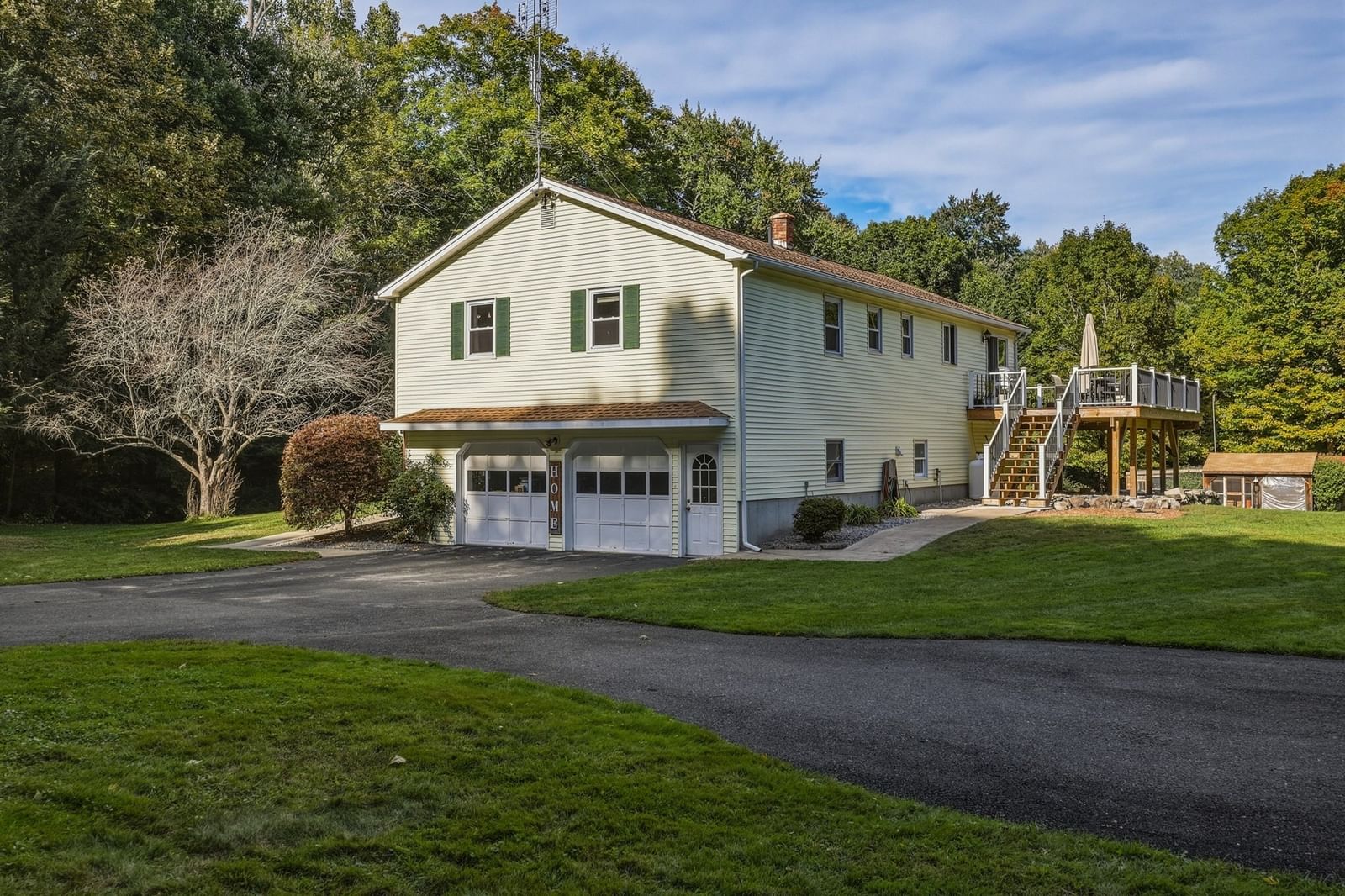 10 Nowak Avenue Ludlow — Photo 8 of 42