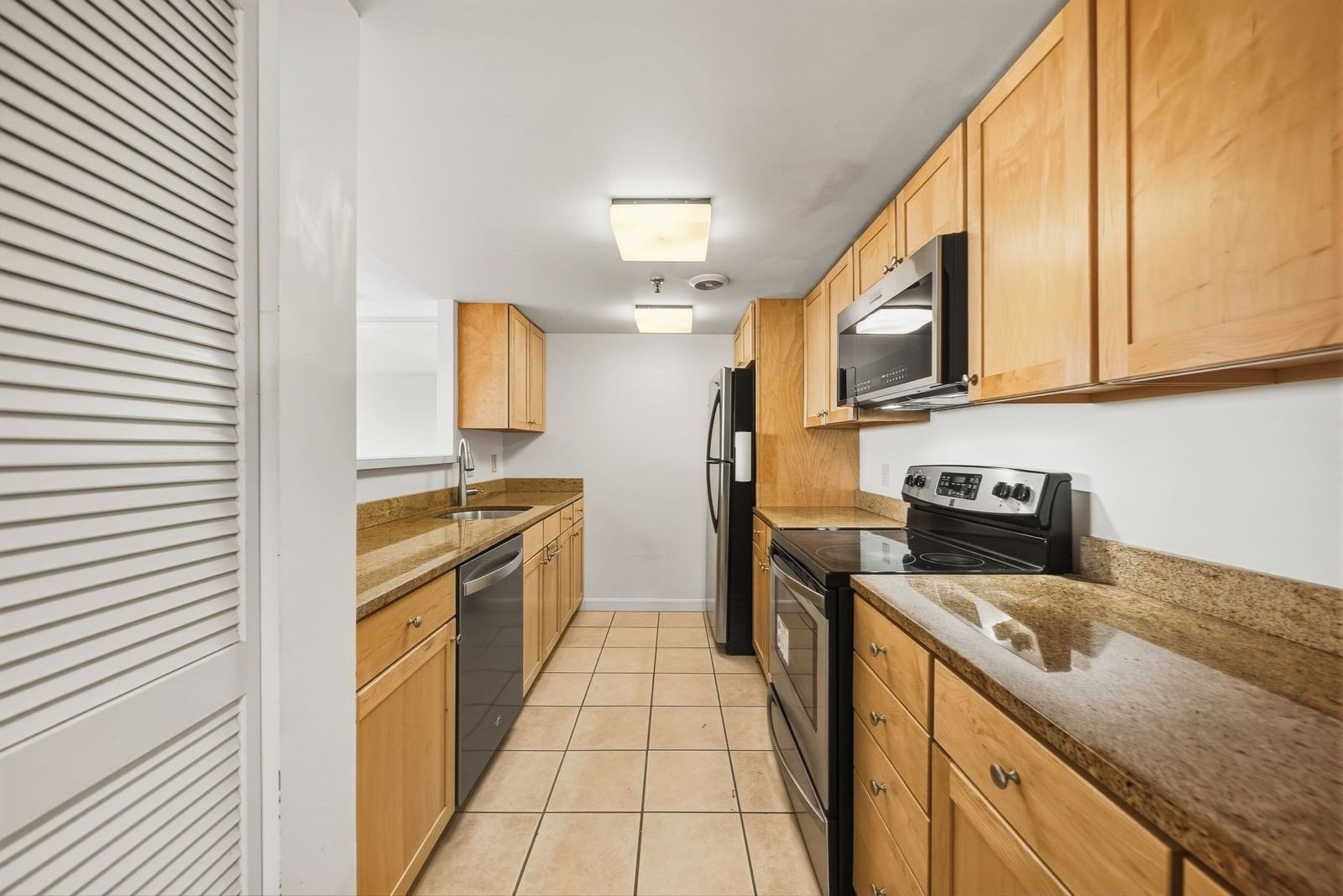 20 Webster St #507 Brookline — Photo 11 of 37