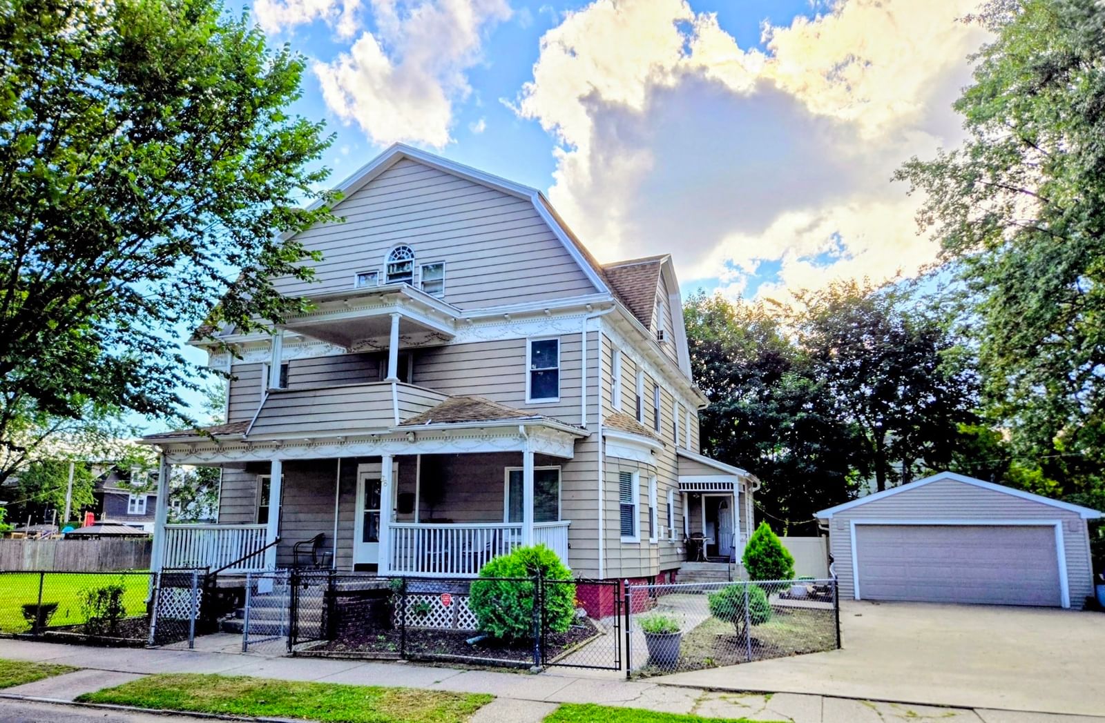 38 Northampton Ave, Springfield