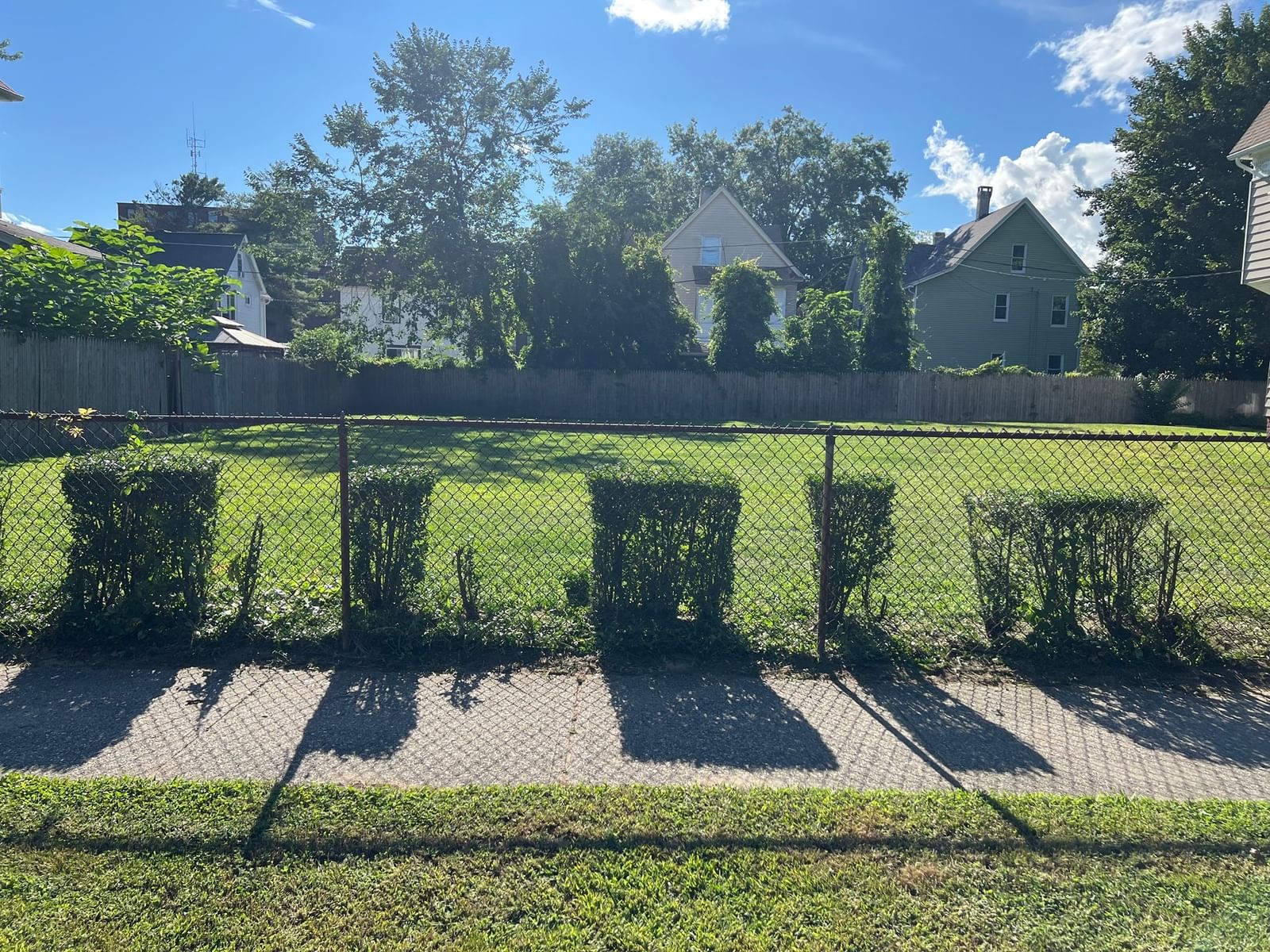 38 Northampton Ave Springfield — Photo 4 of 42