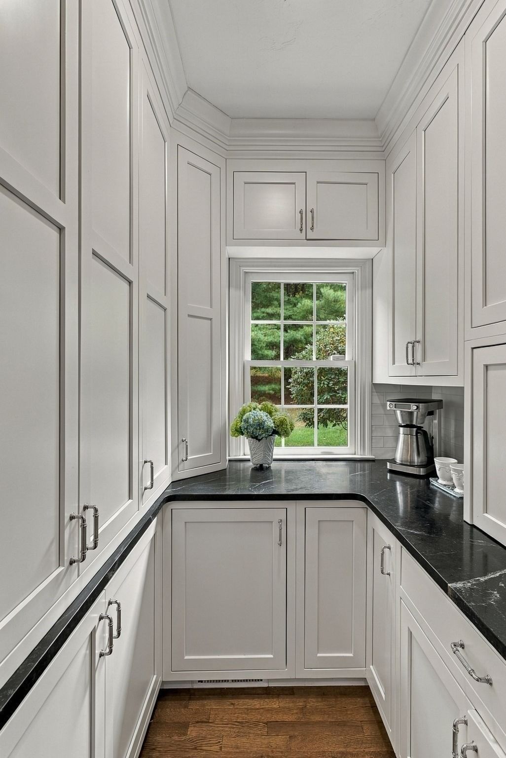 12 Daniel Shays Rd Hopkinton — Photo 10 of 39