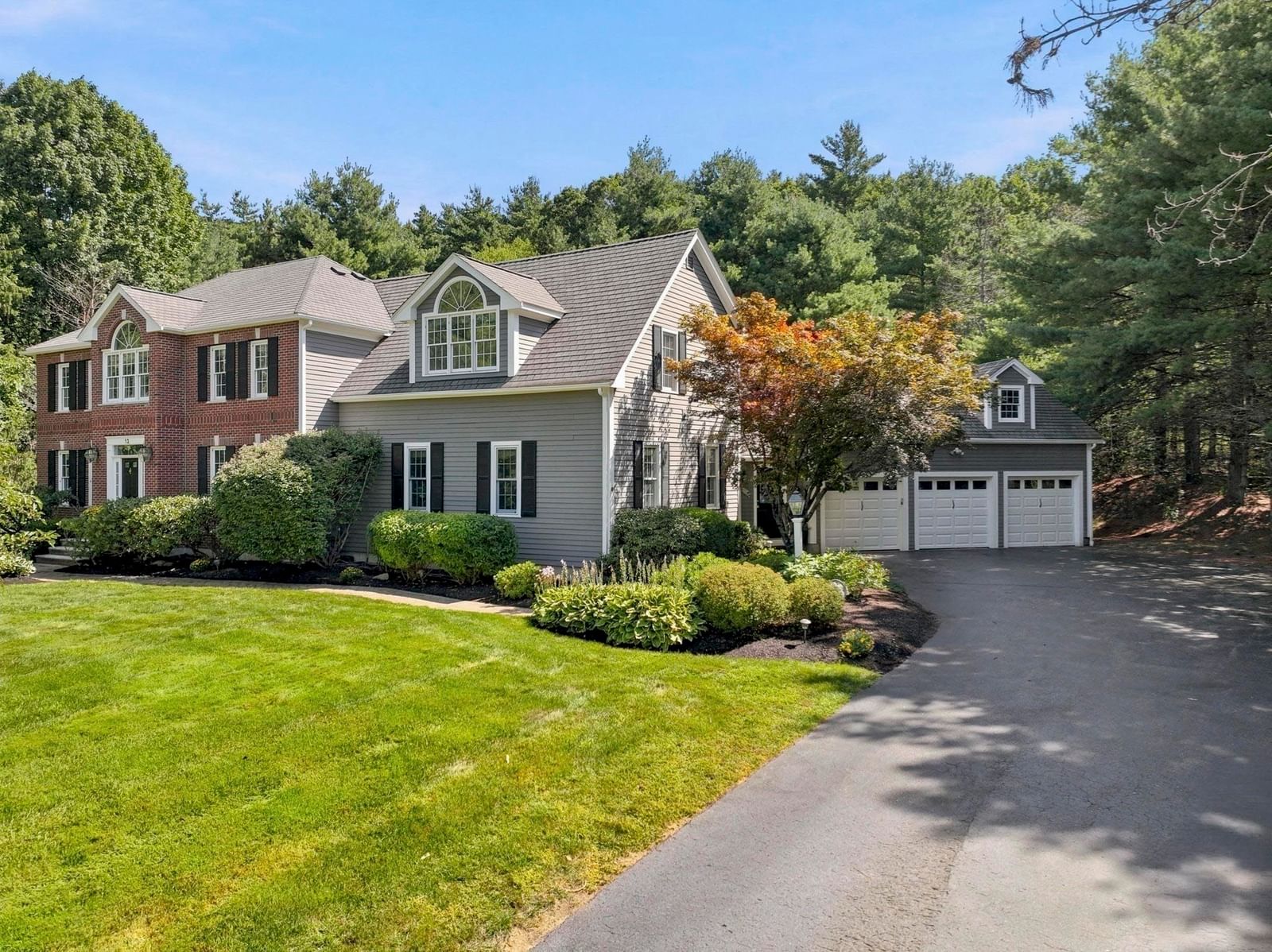 12 Daniel Shays Rd Hopkinton — Photo 3 of 39