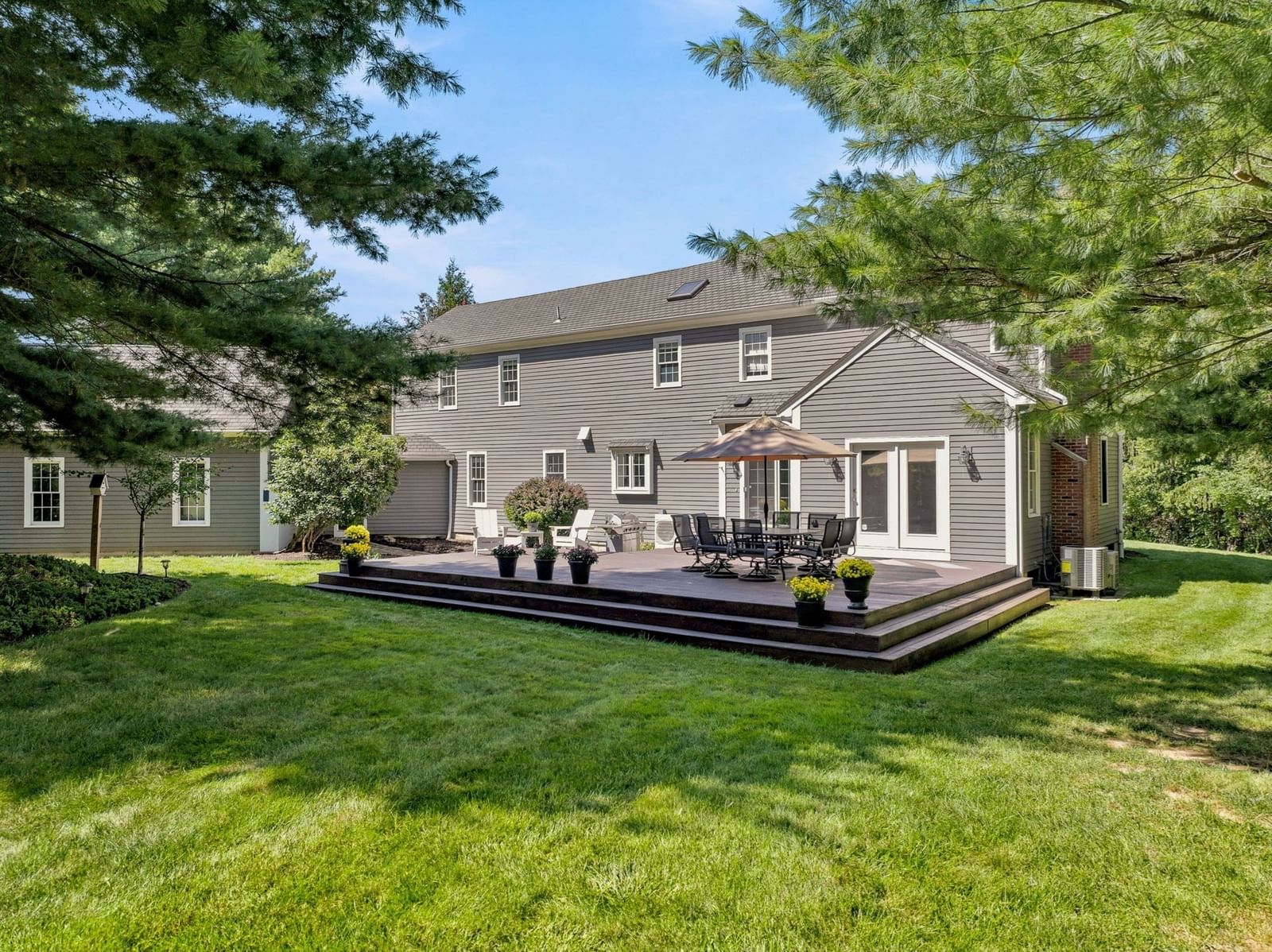12 Daniel Shays Rd Hopkinton — Photo 37 of 39