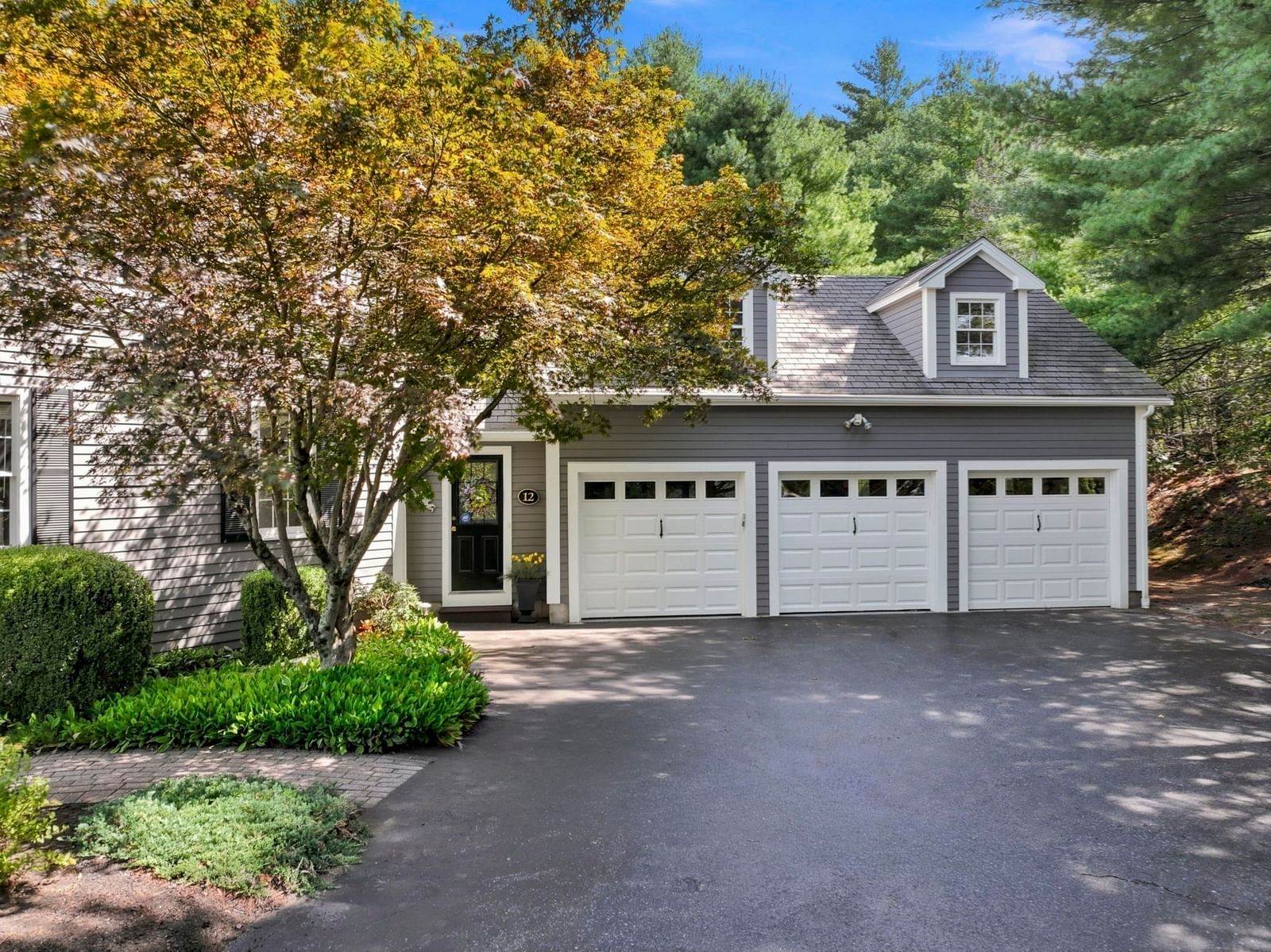 12 Daniel Shays Rd Hopkinton — Photo 4 of 39