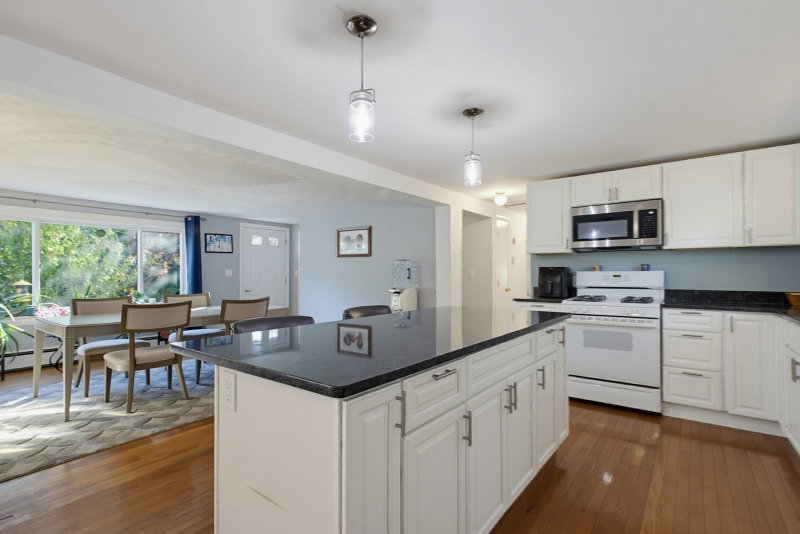 26 Hawthorne Rd.