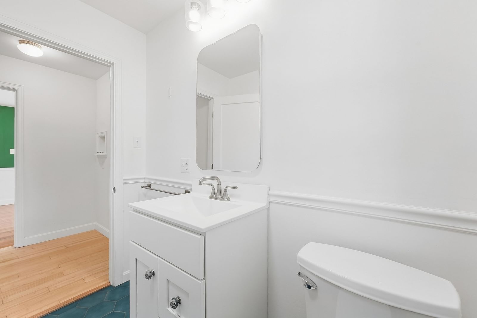 17 Smith St. Uxbridge — Photo 20 of 42