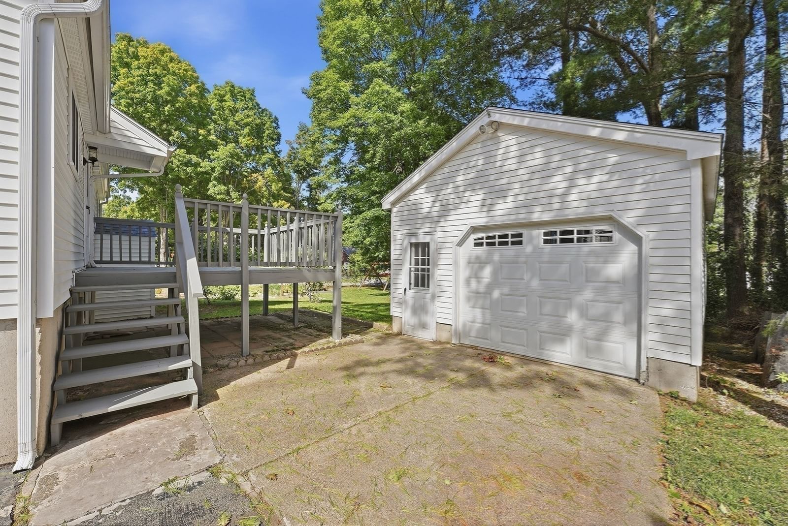 17 Smith St. Uxbridge — Photo 36 of 42