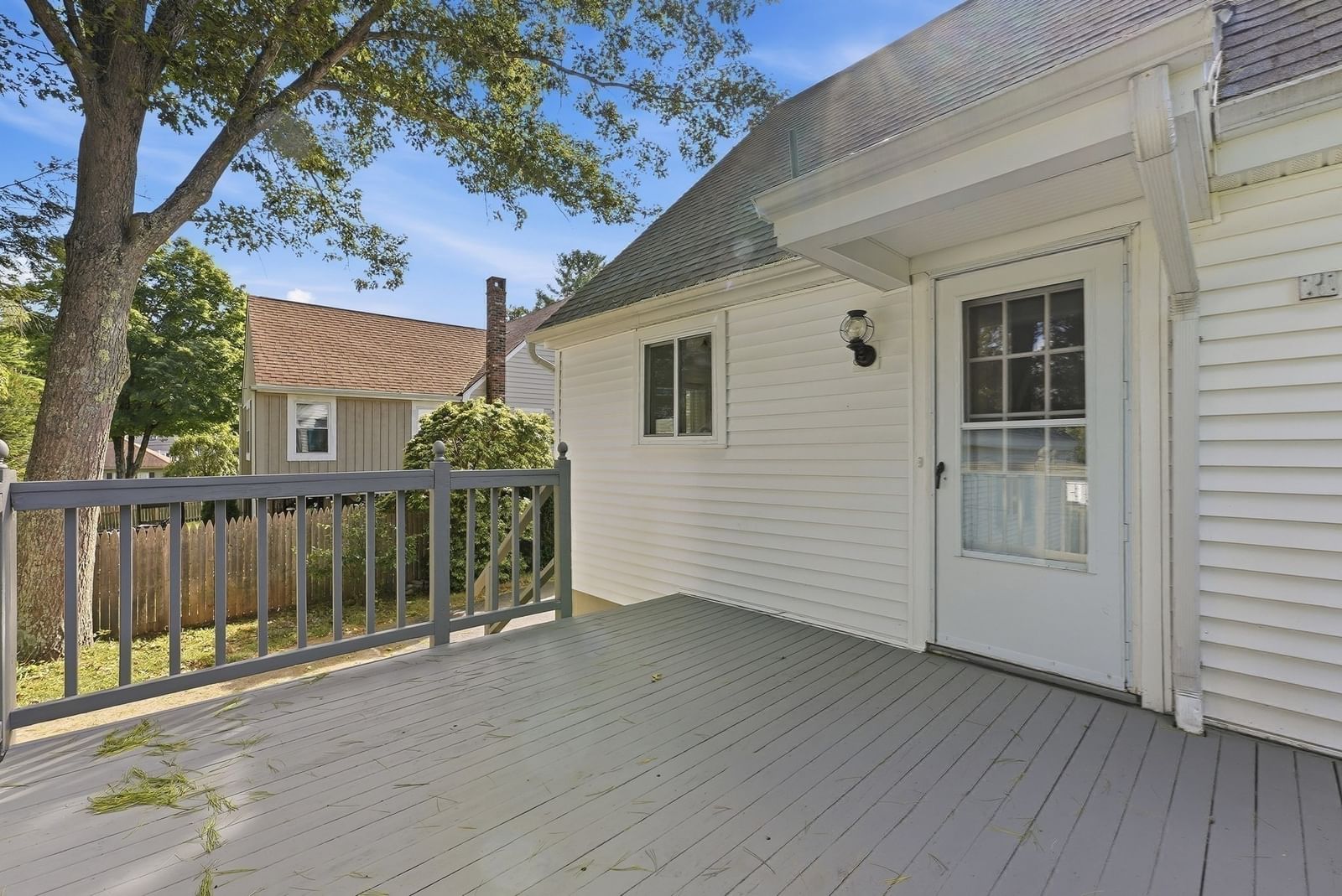 17 Smith St. Uxbridge — Photo 39 of 42