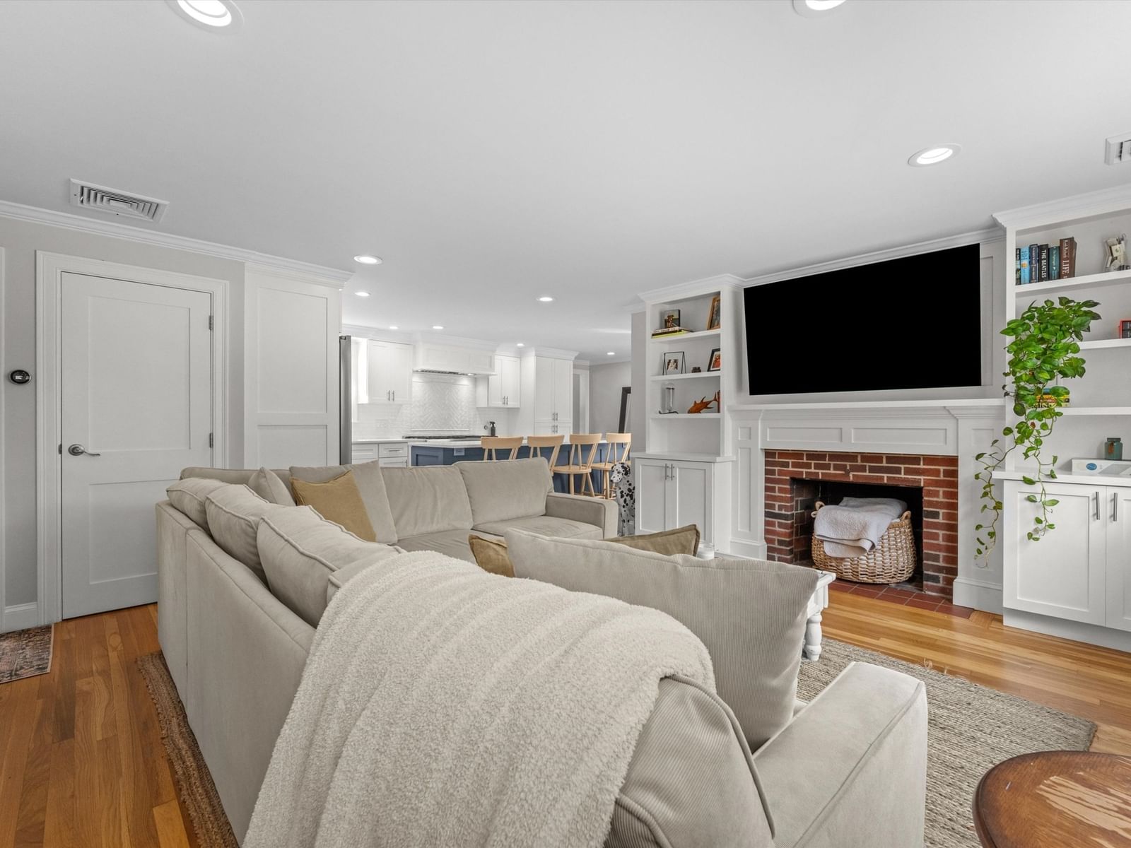 29 Prospect St Ashland — Photo 4 of 41