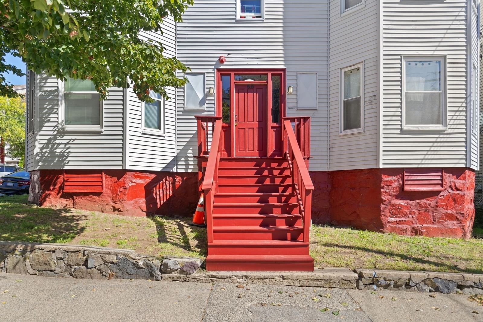 55 Rock Ave Lynn — Photo 2 of 37