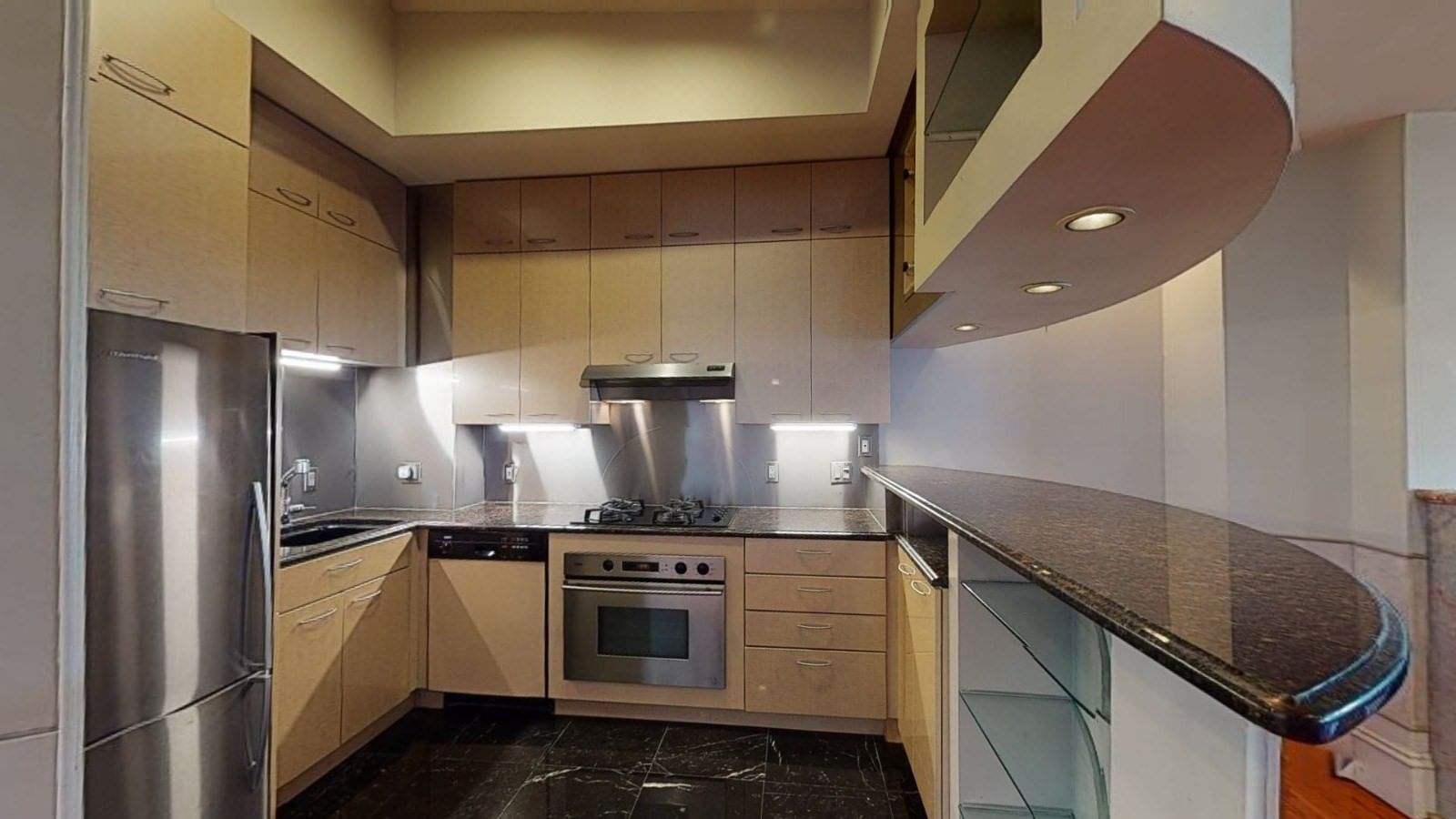 171 Beacon St. #5-2 5-3 PH Boston — Photo 3 of 13