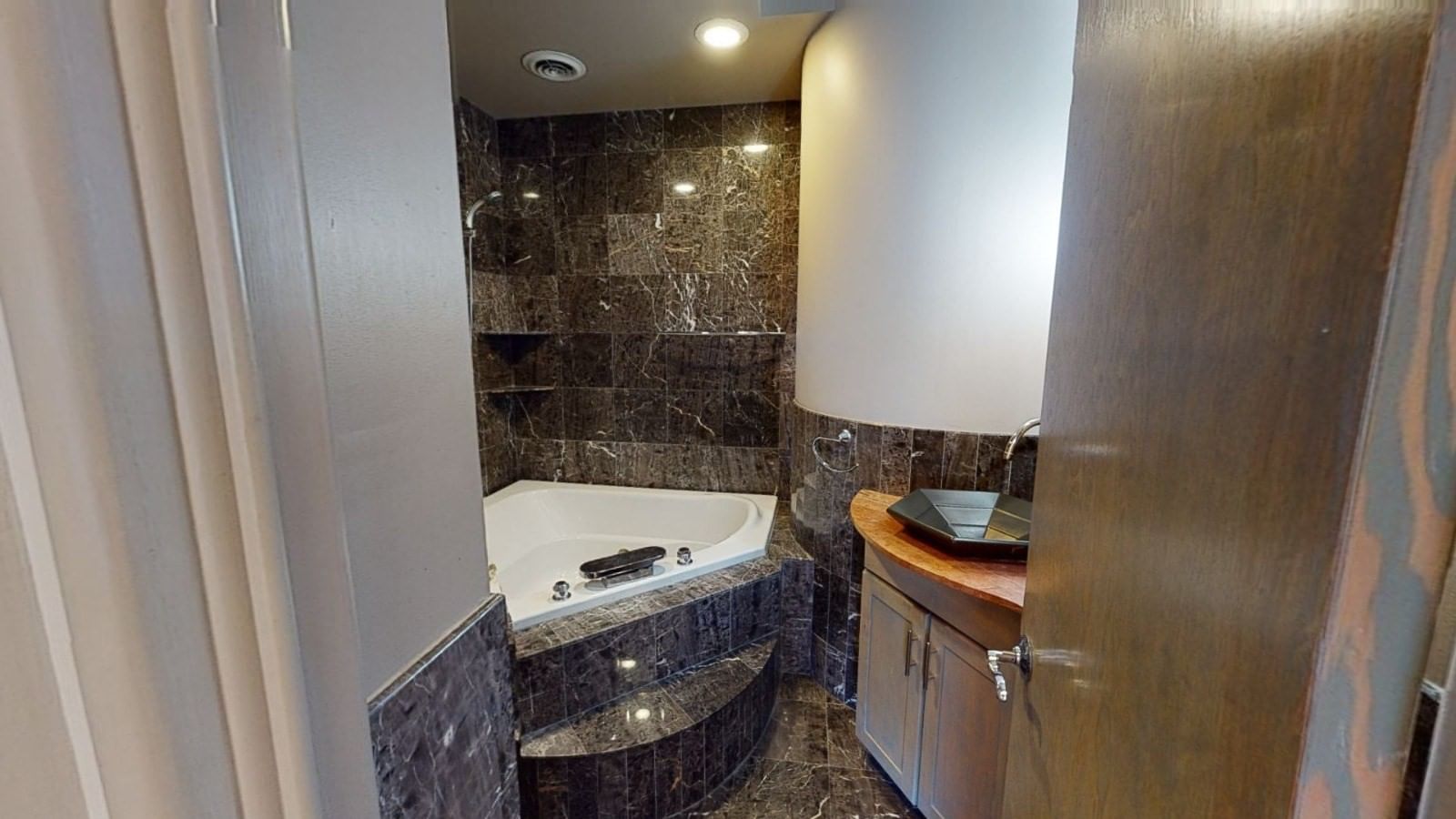 171 Beacon St. #5-2 5-3 PH Boston — Photo 6 of 13