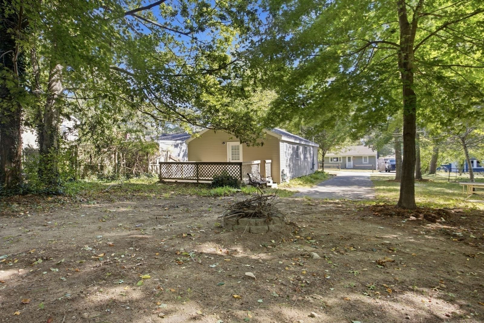 16 Fourth Ave. Lakeville — Photo 6 of 31