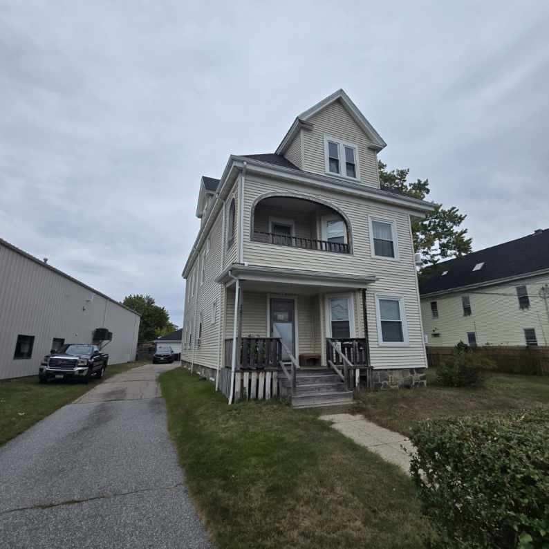 201 Spark St Brockton — Photo 2 of 5