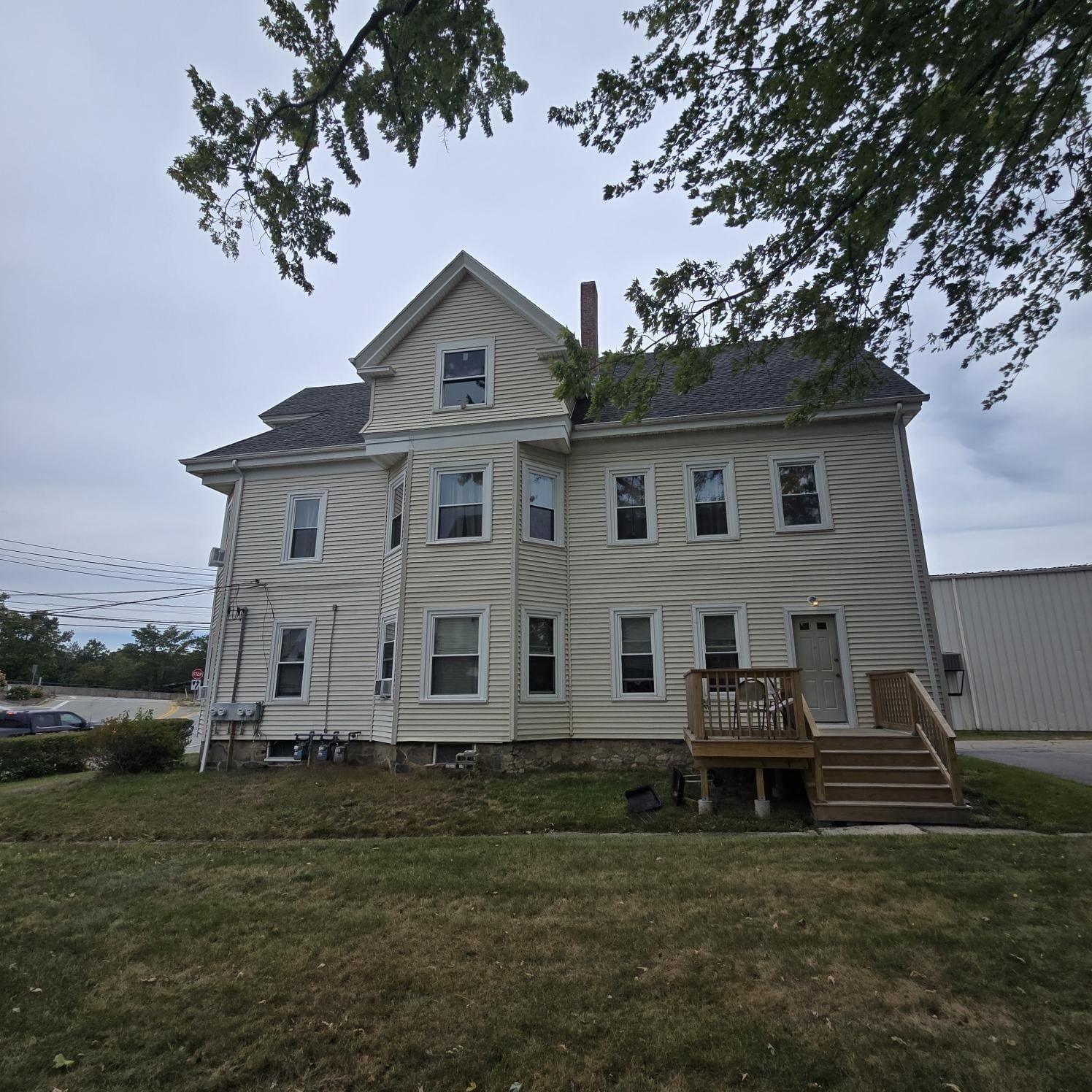 201 Spark St Brockton — Photo 3 of 5