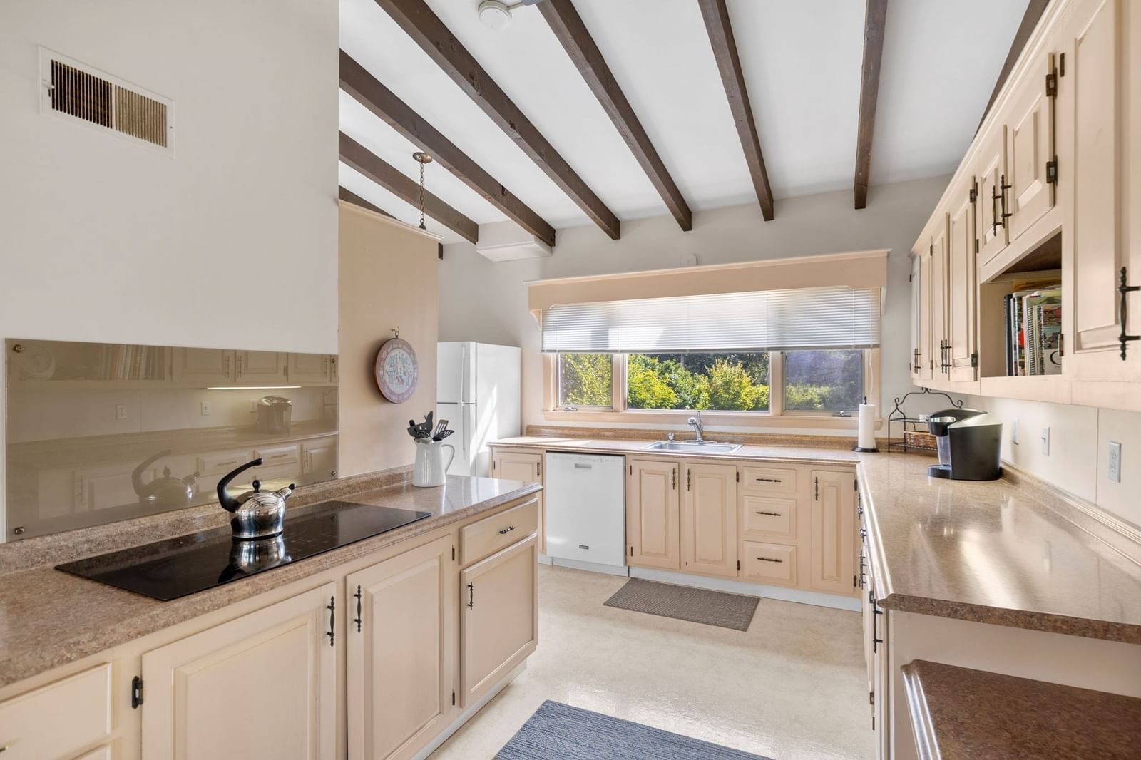 177 Bay Road Falmouth — Photo 11 of 40