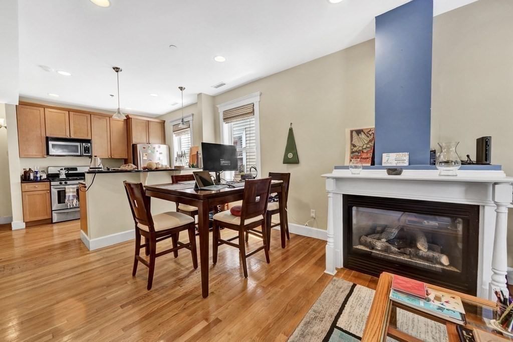 292 Western Ave #1 Cambridge — Photo 4 of 19