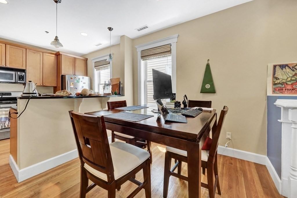292 Western Ave #1 Cambridge — Photo 5 of 19