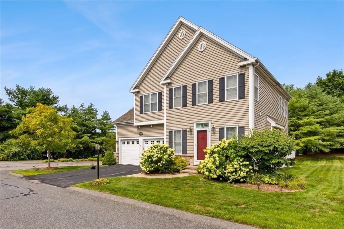 2 Sunflower Drive #2 Raynham — Photo 2 of 40