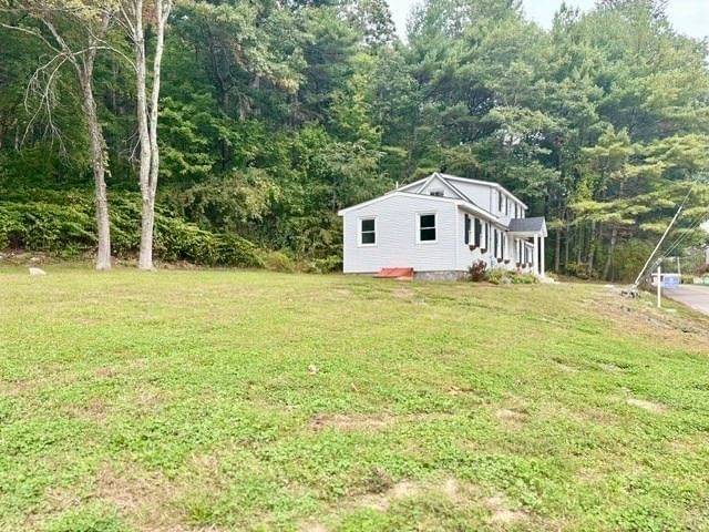 78 Pleasant St Grafton — Photo 3 of 25