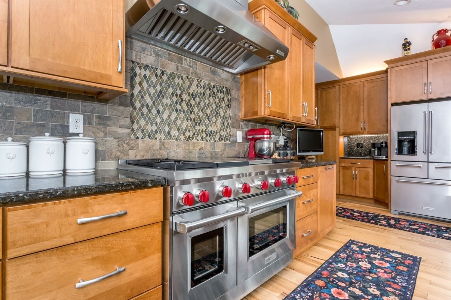 1322 Pond St Franklin — Photo 16 of 41