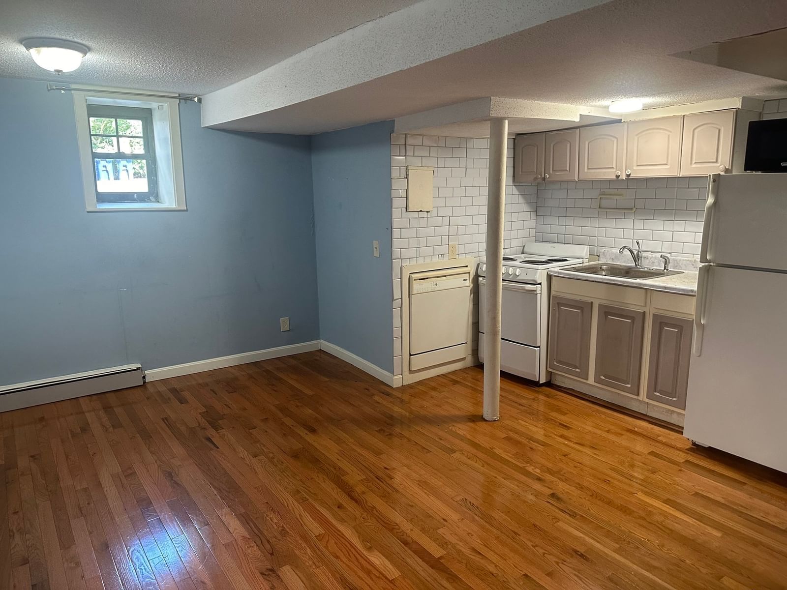 57 Brighton Ave #B Boston — Photo 2 of 17
